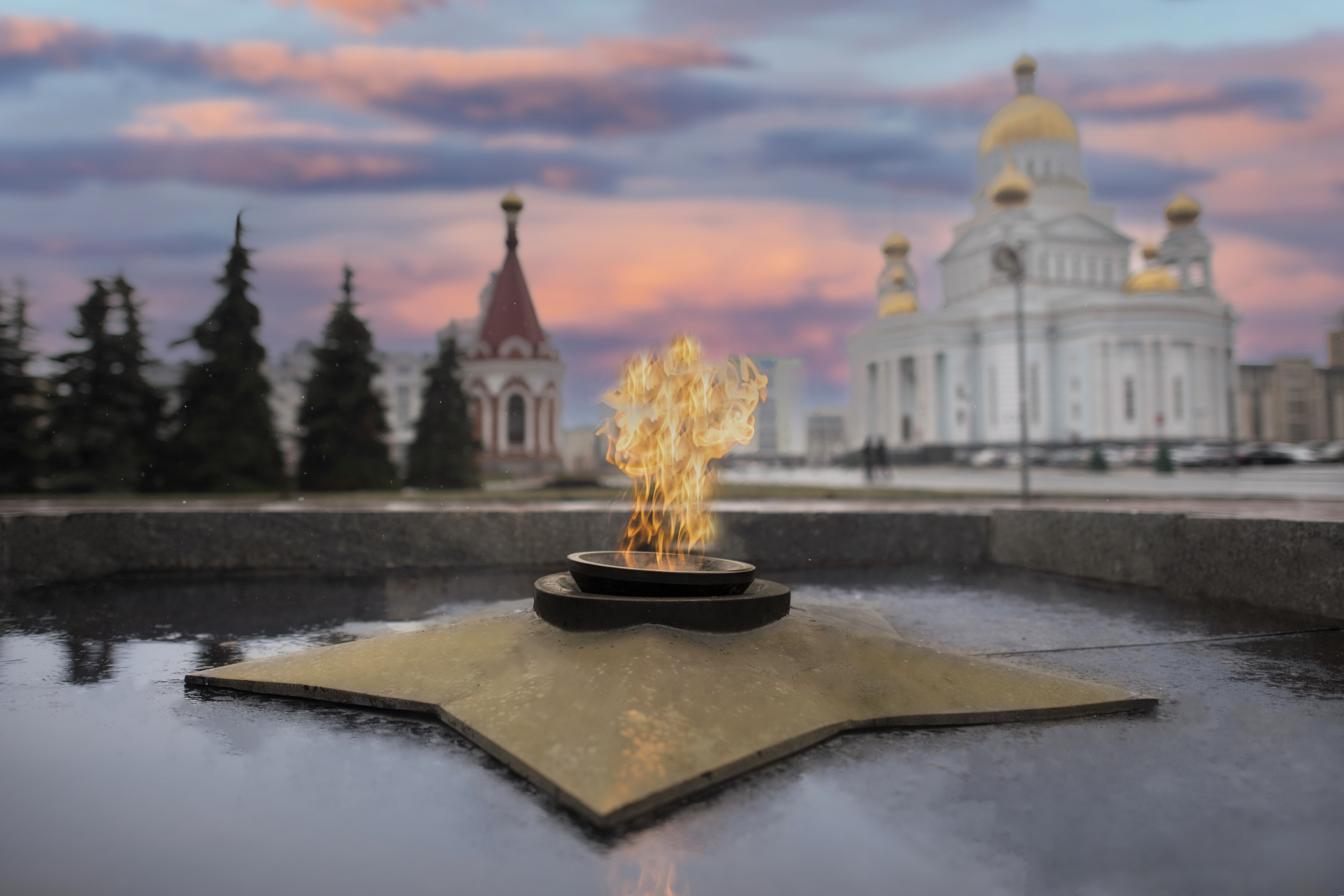 Специалисты «Газпром газораспределение Саранск» подготовили мемориалы с Вечными огнями и Огнями Памяти ко Дню Победы